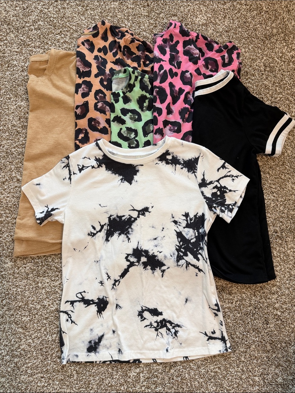 Kids / Girls Casual Short Sleeve Shirts - Bundle of 6 - Size 9-10 years old